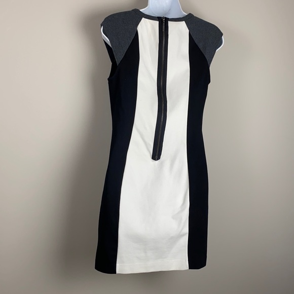 Xensie XS dress - Picture 3 of 4